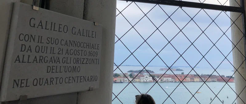 Plate in memory of Galileo at San Marco’s square in
Venice
